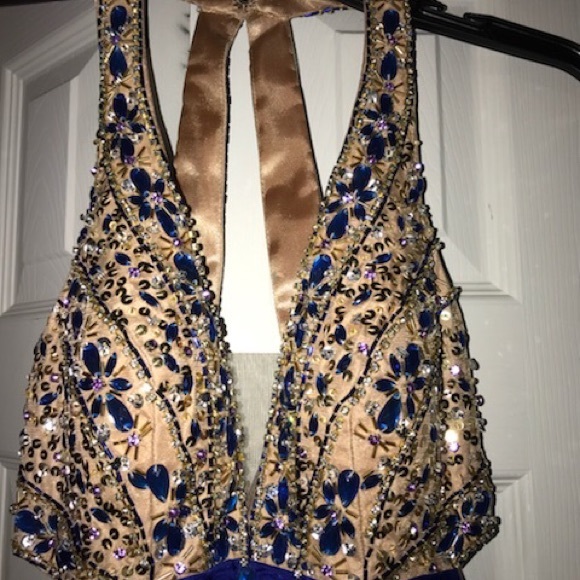 Gorgeous Prom Dress - Picture 7 of 7